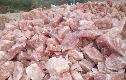 himalayan-salt-rocks